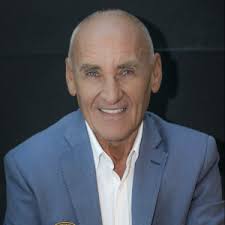 Lang medal and autograph in avenue sports star in dziwnów. Czeslaw Lang Xi European Economic Congress Poland Katowice May 13 15 2019