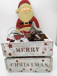 Besonders schön ist die ergänzung zum cubimo element mit kreuz. Holzkiste Weihnachtsdeko Adventskiste Geschenkekiste Weihnachtskiste Adventsdeko Holzkiste Sterne Storing Christmas Decorations Small Gifts Christmas Ornaments