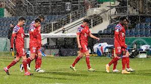 Does he roll out a first choice lineup or does he rotate some players against the 2.bundesliga side? Bayern Crash Out Of The Dfb Pokal Miasanrot Com