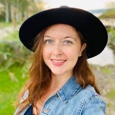 Ginger Jarvis's Instagram, Twitter & Facebook