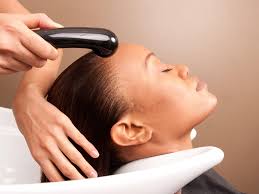 However, these doses are massive compared with the very low amount of chemicals a woman is exposed to when colouring her hair. Is It Safe To Dye My Hair During Pregnancy Babycentre Uk