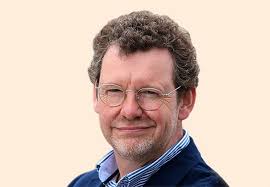 Dame Anne Begg: George Osborne's 'advice' pledge 'irresponsible'