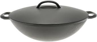 Amazon Com Iwachu Cast Iron Wok With Lid Small Black Kitchen Dining