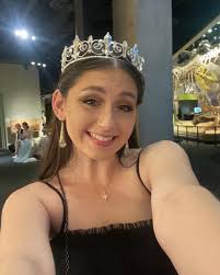 julia lederman (@julia.lederman) • Instagram photos and videos