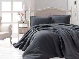 Çift kişilik yatak örtüsü arıyorsan site site dolaşma! Irina Home Cift Kisilik Pamuklu Yatak Ortusu Takimi Siyah 240x260 Cm