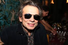 After Show Skip The Use