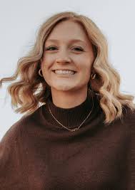 HOEC awards four scholarships