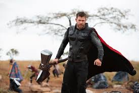 Avengers Infinity War Stunning New Stills Showcase Some Of The Film S Biggest Most Tragic Moments Traje De Thor Marvel Avengers