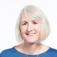 1100+ "Mačura" profiles