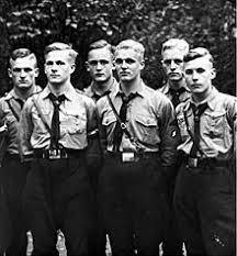 En 1942 y 1943, la rosa blanca publicó cuatro folletos en los que condenaban el nazismo. Juventudes Hitlerianas Wikipedia La Enciclopedia Libre