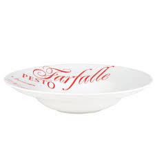 Profitez de la livraison gratuite sur pratiquement tout. Assiette Creuse En Porcelaine Rouge D 30 Cm Pasta Maisons Du Monde