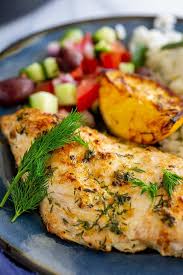 This Skillet Greek Lemon Dill Chicken Makes An Easy Midweek Meal That Cooks Quickly On The Stove Top Perfect For The Whole Family S Dinn In 2020 Dill Chicken Greek Lemon Potatoes