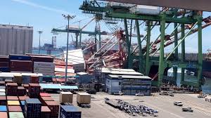 Defiant zuma lambastes zondo commission. Oocl Durban Destroys Two Cranes At Kaohsiung Port Container News