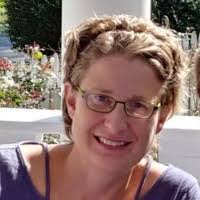 Ellen Darr's Instagram, Twitter & Facebook