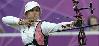 La mexicana por segundos juegos olímpicos consecutivos fracasó y ahora es la reina de los memes, por un imperdonable tiro en el que la fecha 'se perdió', ni siquiera se vio en la toma de televisión. Aida Roman Figura Del Tiro Con Arco Mexicano En El 2014 Eleconomistaamerica Com