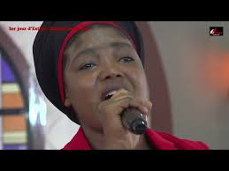 Adorarion Sr Marie Danielle Petit Frere. Dimanche 23 Fev. 2020. 1er jour  d'Esther.