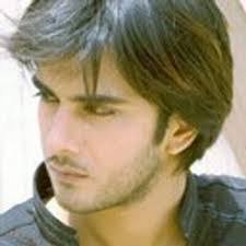 Paulette Leach's Instagram, Twitter & Facebook