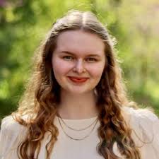 One month till graduation! Next stop ... graduate school! 🎓 I'm so excited  to be starting my M.A. in Earth and Environmental Sciences this fall at  Wesleyan University. I am pursuing the