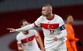 Savesave 19 paises bajos for later. Turquia Vs Holanda 4 2 Burak Yilmaz Se Luce Con Un Triplete Video Mediotiempo