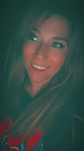 Brandi Crouse's Instagram, Twitter & Facebook