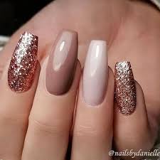 22 Nails That Feature Glitter Because Why Not Hashtag Nail Art Designsforgelnails Coffin Nails Designs Gorgeous Nails Nail Designs