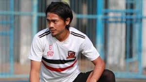 Maybe you would like to learn more about one of these? Cerita Kocak Bek Madura United Saat Latih Sepak Bola Pakai Bahasa Gado Gado Indonesia Dan Jawa Tribun Jatim