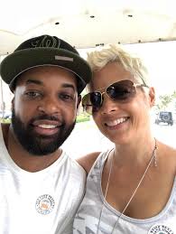 Gail Swann and Jevon Stewart's Wedding Website