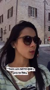 🥂Detalhes do meu casamento na Itália que só quem viveu sabe… Eu sempre via  fotos perfeitas em casamentos italianos e pensava: “Será que na vida real é  assim mesmo?” A verdade? Existem