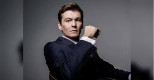 «зеркало», «один день ивана денисовича» и другие актерские работы, «в движении», «статский советник» и другие фильмы, брак с оксаной фандерой. Filipp Yankovskij Silno Izmenilsya Vneshne Iz Za Borby S Rakom Smi Fakty