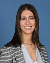 Melanie Schatz's Instagram, Twitter & Facebook