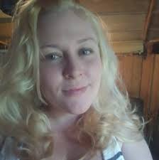 Delicious pickle pizza at Flatwoods Cafe