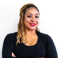 Stephanie Seiders's Instagram, Twitter & Facebook