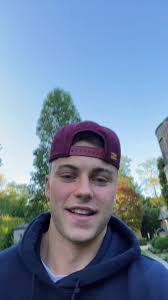 Check out the Fliff app to make your picks this week🏈 #fliffpartner