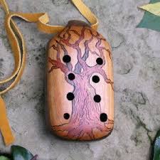 Amazon Com Key Of G Rectangle Ocarina With Tree Oil Painting Cherry W Walnut Center Hardwood Chr Native American Flute Pottery Designs Folk Instruments