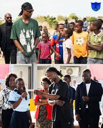 LA HUMILDAD DE CAMAVINGA 🥺❤️ EL JUGADOR DEL REAL MADRID ABRIÓ UNA ESCUELA Y ACADEMIA DE FÚTBOL EN ANGOLA 🤩 Las palabras de Camavinga: “Decidí fundar una academia de fútbol y una