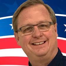 Randall Liles's Instagram, Twitter & Facebook