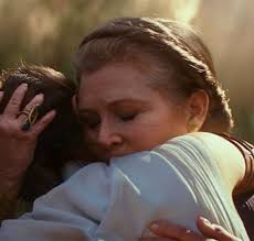 Filho de Gwen Stefani pinta os cabelos de azul