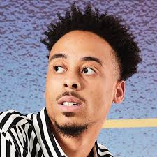 Trending Videos On Tiktok In 2020 Trending Videos My Hero Academia Memes Rap