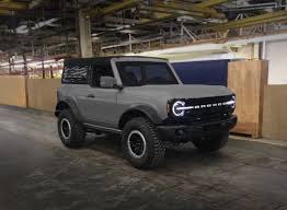 Modern farmhouse paint colors 2021 broncos ford. Bronco 4 Door Rendered In 2021 Colors Animated Bronco6g 2021 Ford Bronco Forum News Blog Owners Community