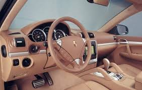 بورشة تستدعي 21 5 ألف سيارة ديزل 3 0 تي دي أي بسبب فضيحة العوادم صورة أرشيفية أعلنت شركة بورشه الألمانية لصناعة ال luxury car interior dream cars pretty cars