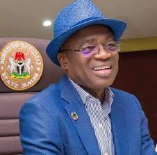 Koe ta eni 'oe Eiki Palemia o Tonga tamasi'i ko Honorable Siaosi Sovaleni  Hu'akavameiliku mo hono joa 'ofa'anga Lady Fiona mo 'ene kau muimui folau  Sekelitali lahi Paula Ma'u moe security Aisea