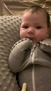 Don’t judge me. He was screaming until I started singing. #youaremysunshine  #baby #babytalk #sing #lullaby #happybaby #mom #momtok #MakeASplash  #SephoraConcealers