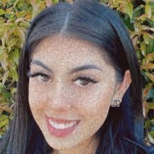 Arlene Anaya's Instagram, Twitter & Facebook