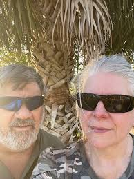 😭 Sorry guys, we are sad to say that the beach is closed until we are  cleared of algae again. Hopefully soon!