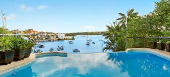 Vaucluse, a choice tourist destination, attracts every year many holidaymakers who come to visit renowned tourist sites. The Ultimate Suburb Guide To Vaucluse Nsw