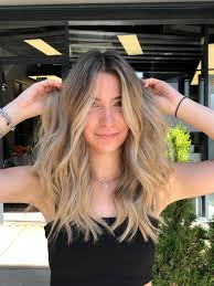 Qualiskuafor Brushlight Freelight Facelight Freshcut Ghostcut Ombre Hair Ankara Kuafor Transformation Dilaveravsarsarisi Kuaforler Sac Renkleri Sac