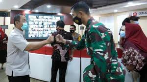 / judulnya kurang menarik, tapi itu hanya pengalan tema yang ada dalam video kali ini. Https Jateng Tribunnews Com 2021 04 30 Puncak Peringatan Hut Ke 474 Kota Semarang Akan Digelar Sederhana Https Cdn 2 Tstatic Net Jateng Foto Bank Images Wali Kota Semarang Hendrar Prihadi34 Jpg Wali Kota Semarang Hendrar Prihadi Wali Kota