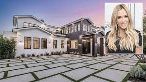 Real Housewives Star Teddi Mellencamp Shows Off Her New Encino Home Encino Celebrity Real Estate Real Estate