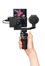 Sony Cyber-shot RX100 VII 20.1-Megapixel Digital Camera Black DSCRX100M7B  - Best Buy