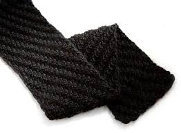 The cables look exactly the same on the front and back! Staggered Rib Scarf Free Knitting Patterns It S A Stitch Up